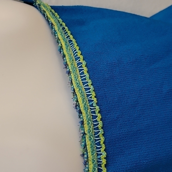 St. JOHN BY MARIE GRAY Cropped Square Neck Decorative Trim Sweater Tank - Picture 6 of 7